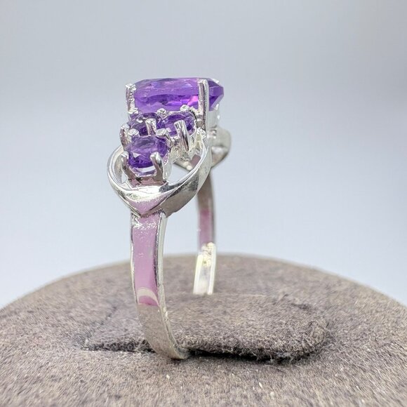VTG Solid Sterling Silver 925 Amethyst Prong Set Statement Ring Size 5.75 - Picture 4 of 9